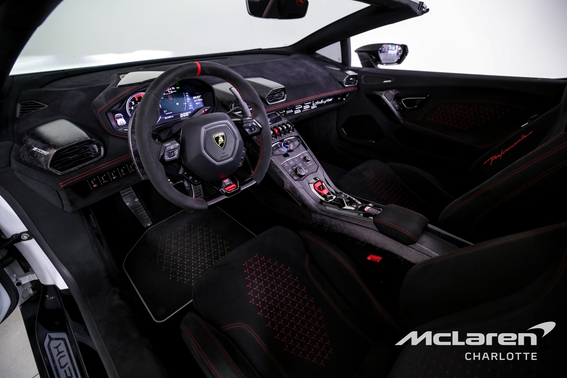 Used 2018 Lamborghini Huracan LP 640-4 Performante Spyder | Charlotte, NC
