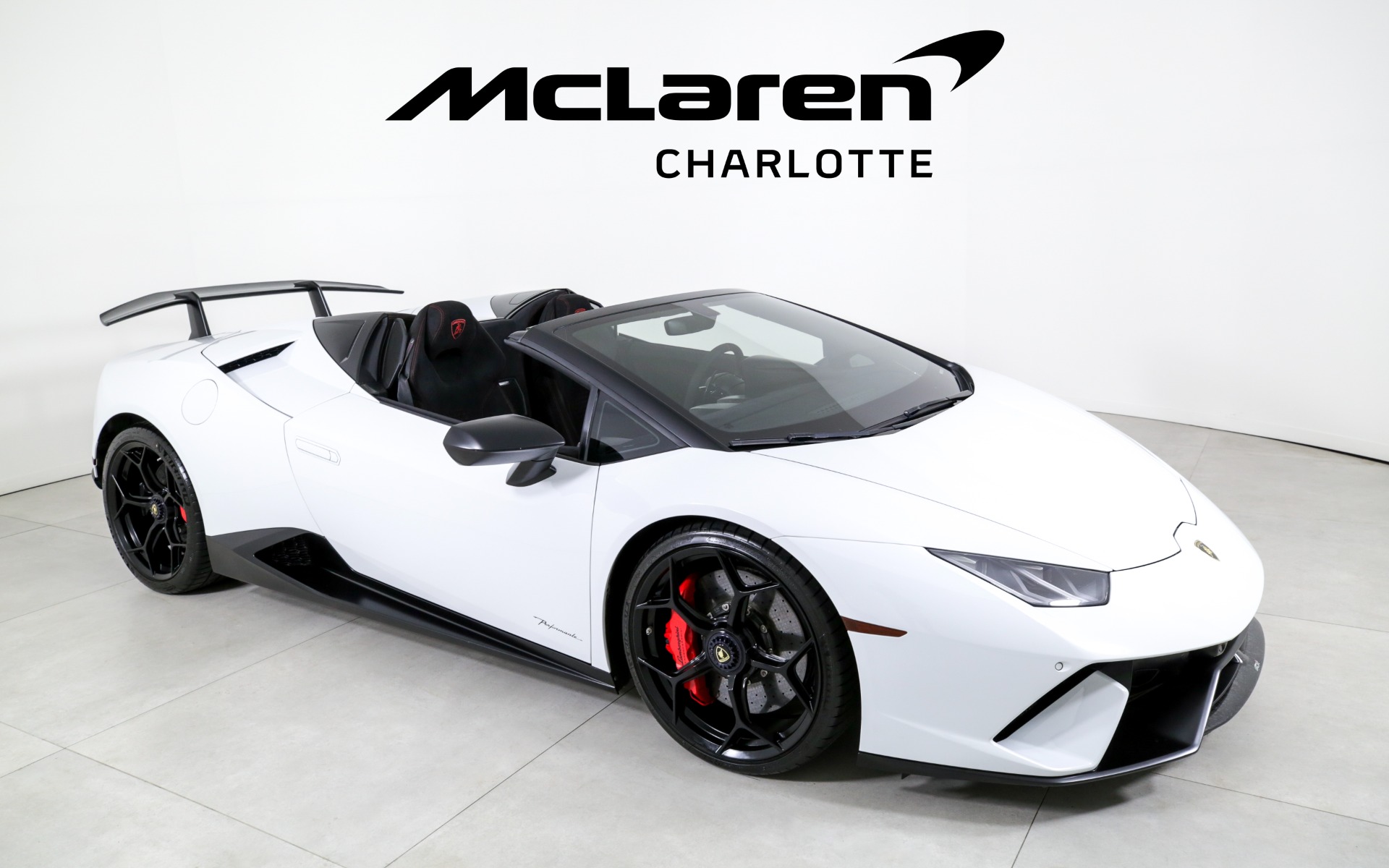 Used 2018 Lamborghini Huracan LP 640-4 Performante Spyder | Charlotte, NC