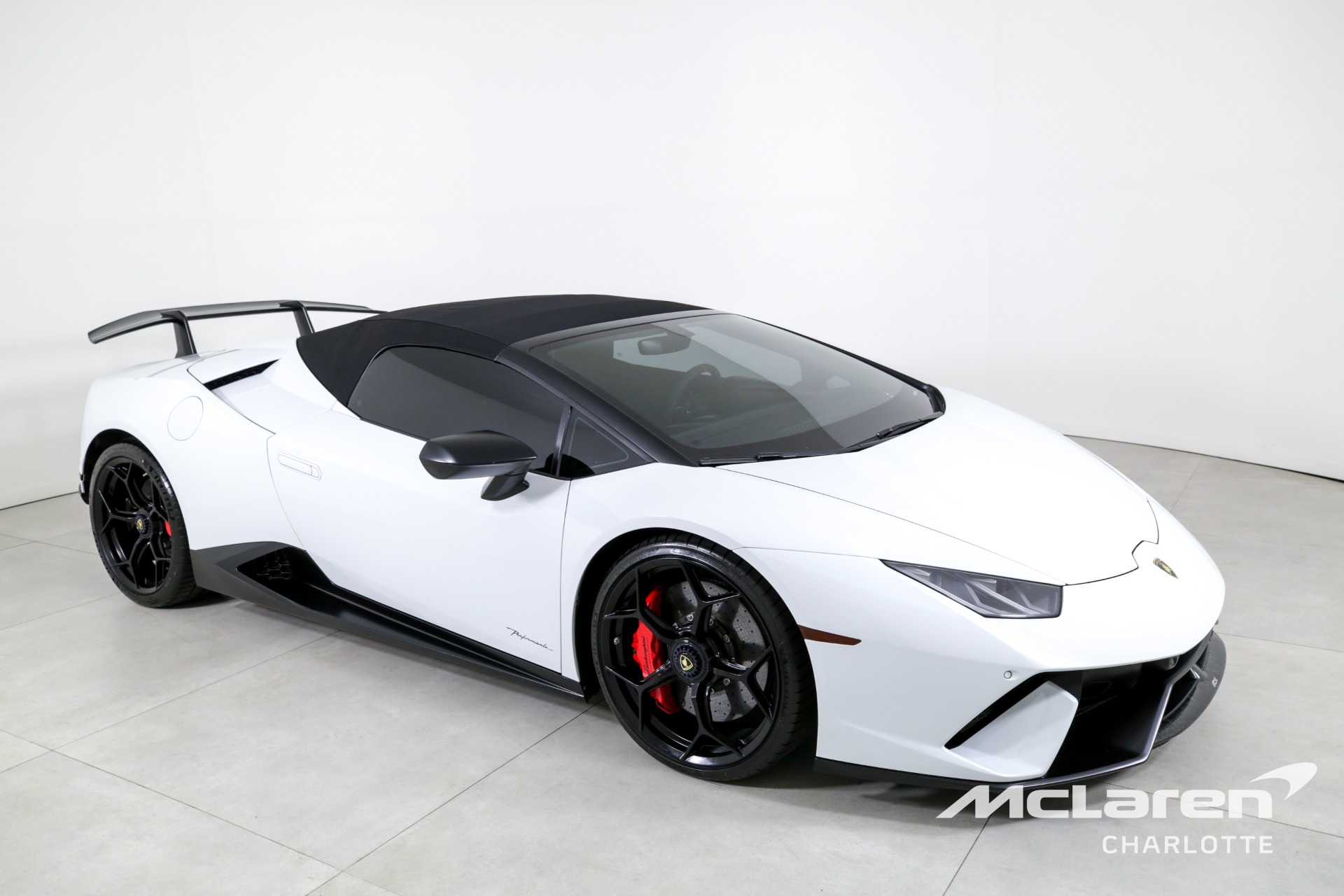 Used 2018 Lamborghini Huracan LP 640-4 Performante Spyder | Charlotte, NC