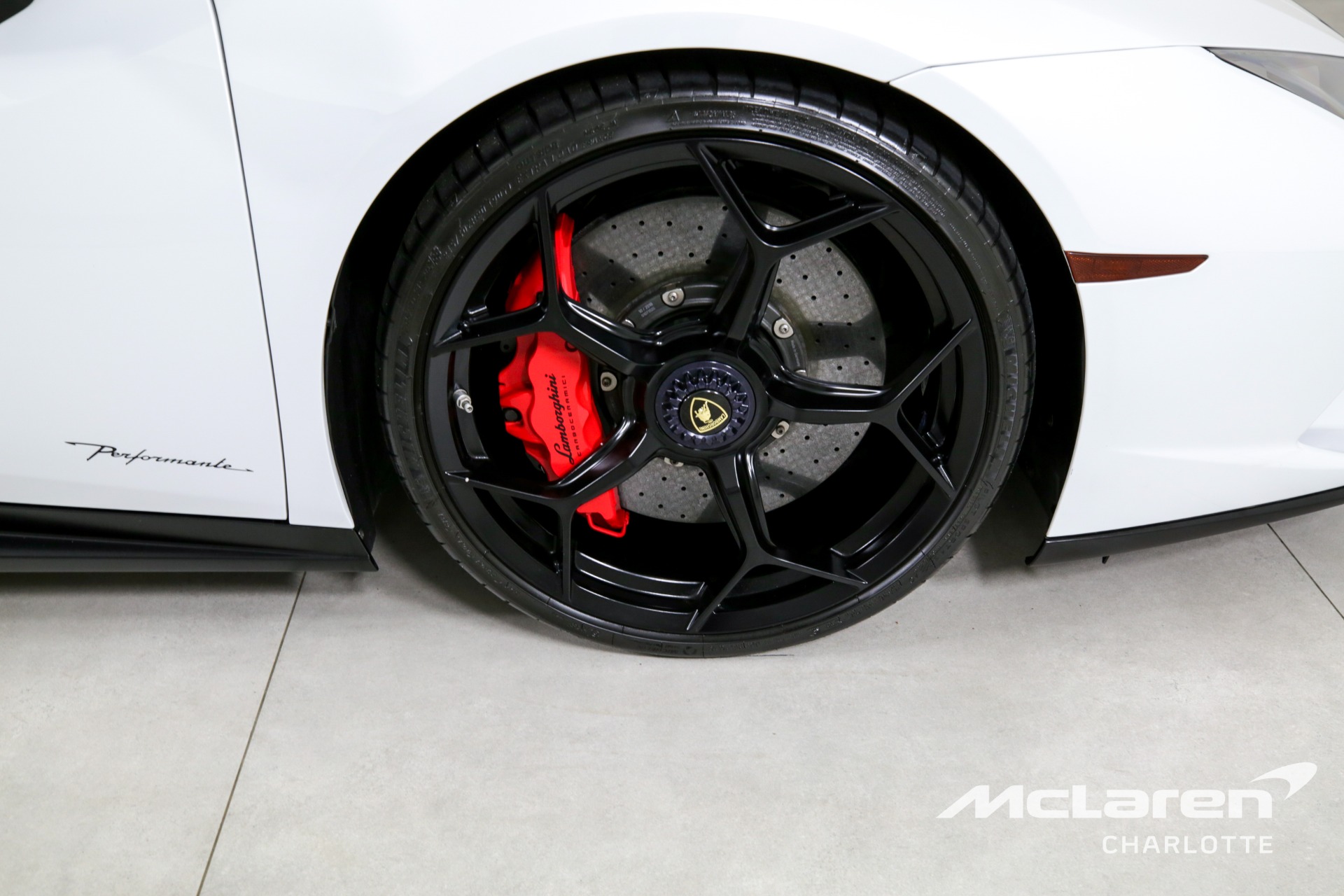 Used 2018 Lamborghini Huracan LP 640-4 Performante Spyder | Charlotte, NC