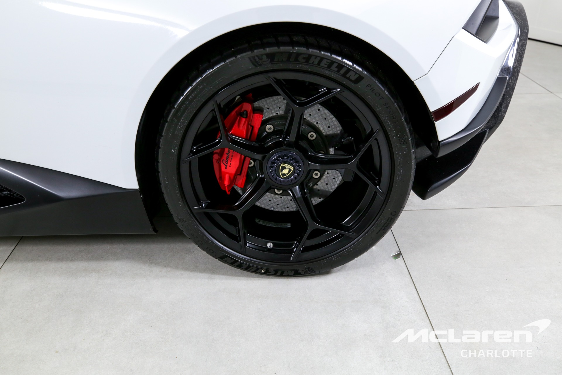 Used 2018 Lamborghini Huracan LP 640-4 Performante Spyder | Charlotte, NC