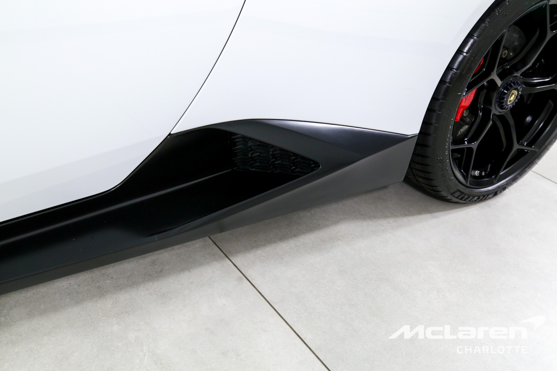 Used 2018 Lamborghini Huracan LP 640-4 Performante Spyder | Charlotte, NC