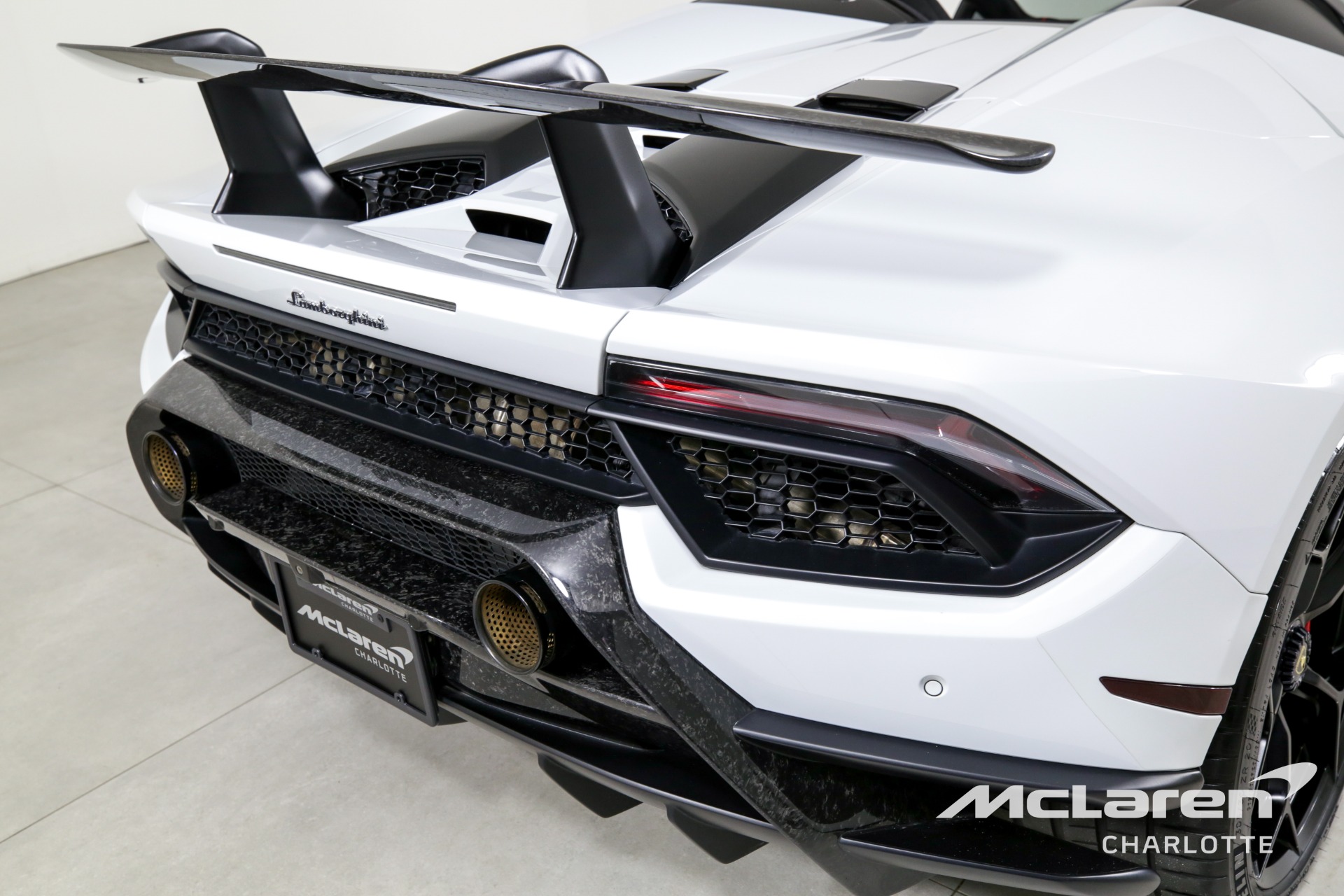 Used 2018 Lamborghini Huracan LP 640-4 Performante Spyder | Charlotte, NC
