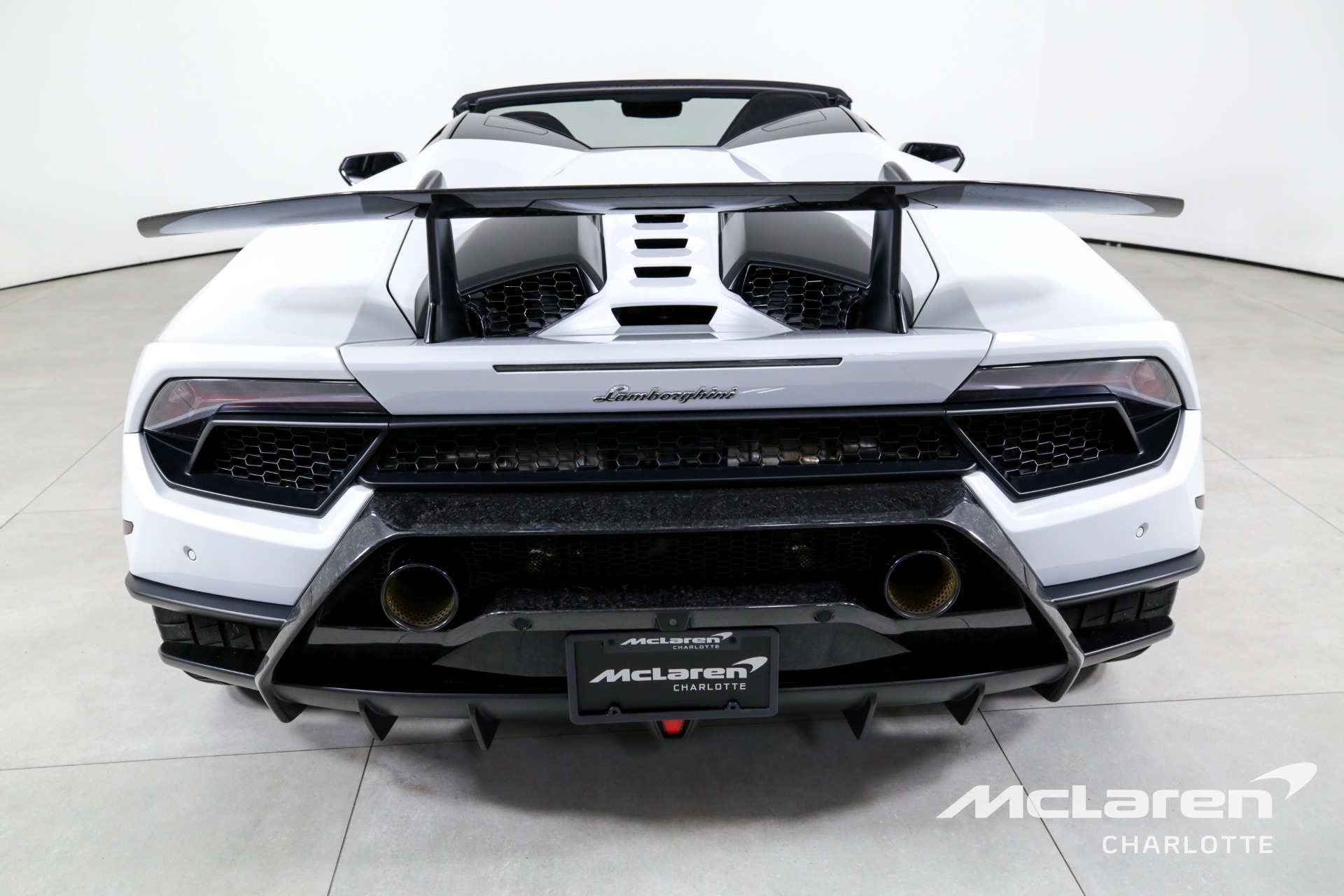 Used 2018 Lamborghini Huracan LP 640-4 Performante Spyder | Charlotte, NC