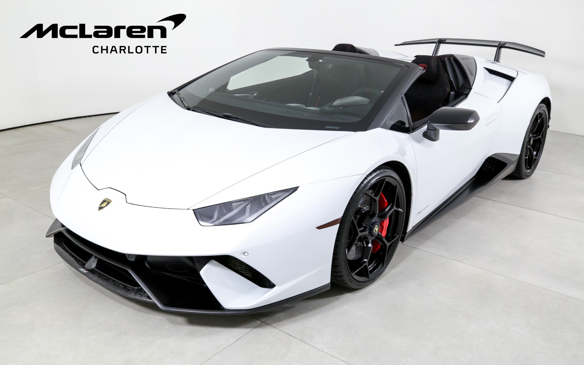 Used 2018 Lamborghini Huracan LP 640-4 Performante Spyder | Charlotte, NC