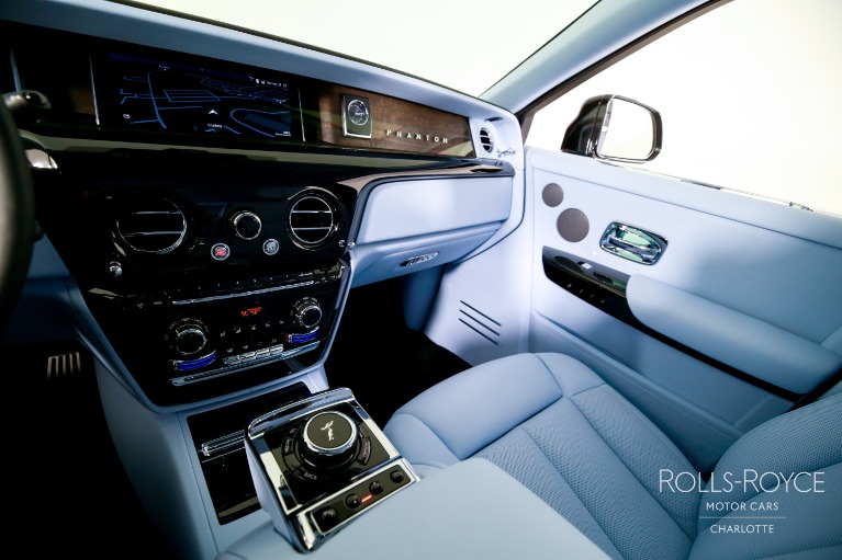 New-2027-Rolls-Royce-Phantom