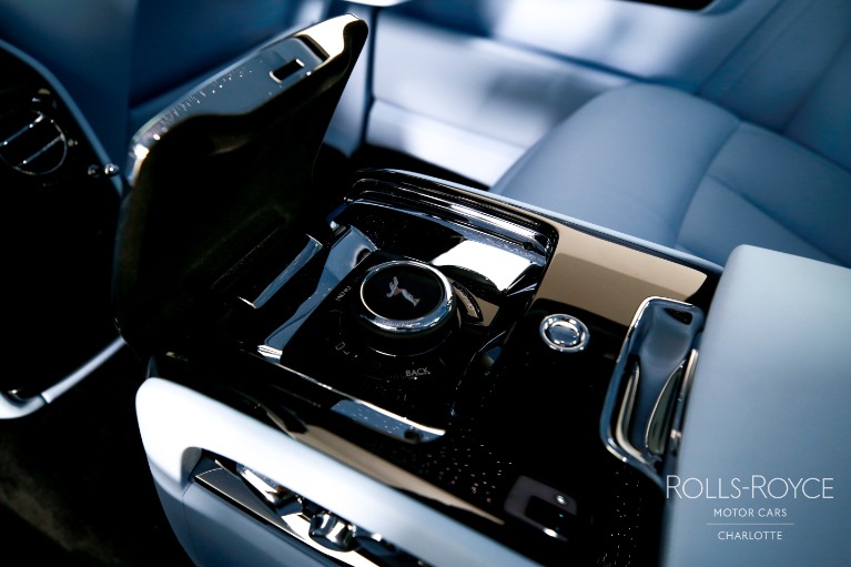 New-2027-Rolls-Royce-Phantom