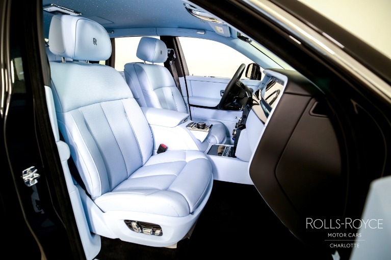 New-2027-Rolls-Royce-Phantom