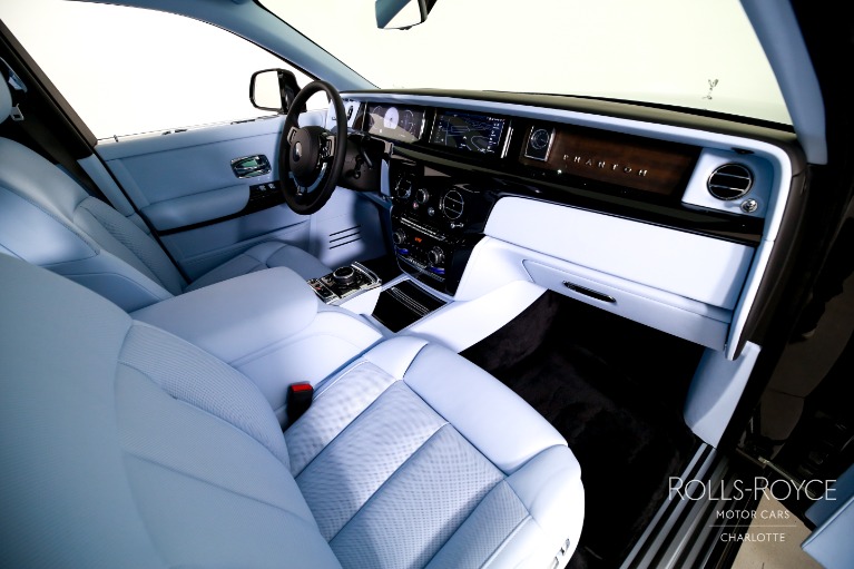 New-2027-Rolls-Royce-Phantom