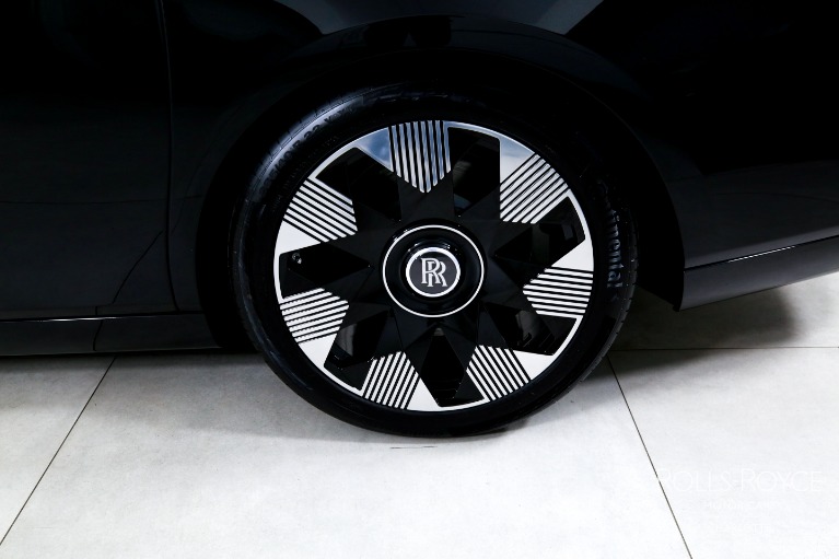 New-2027-Rolls-Royce-Phantom