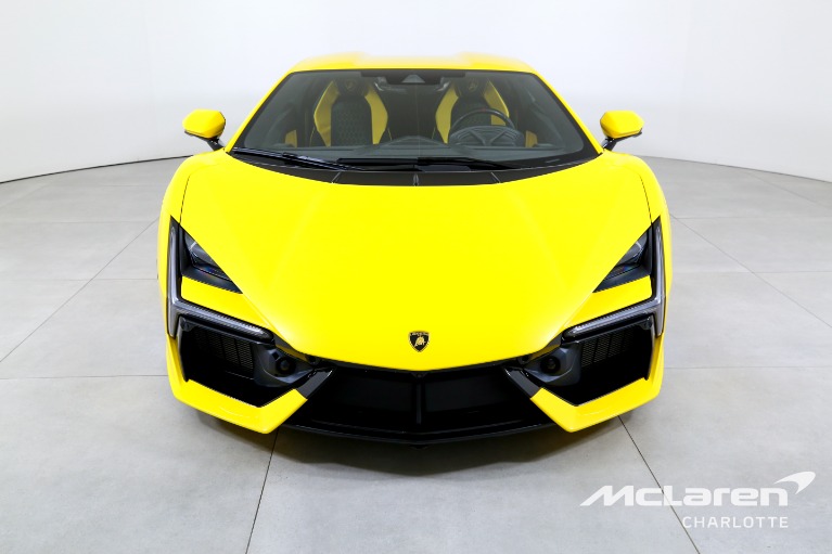 Used-2025-Lamborghini-Revuelto