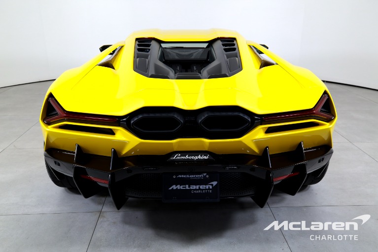 Used-2025-Lamborghini-Revuelto