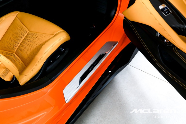 Used-2023-Chevrolet-Corvette-Z06