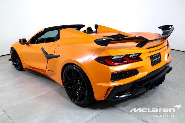 Used-2023-Chevrolet-Corvette-Z06