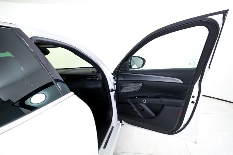 Used-2024-Maserati-Grecale-GT