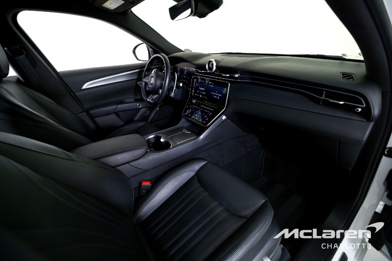 Used-2024-Maserati-Grecale-GT