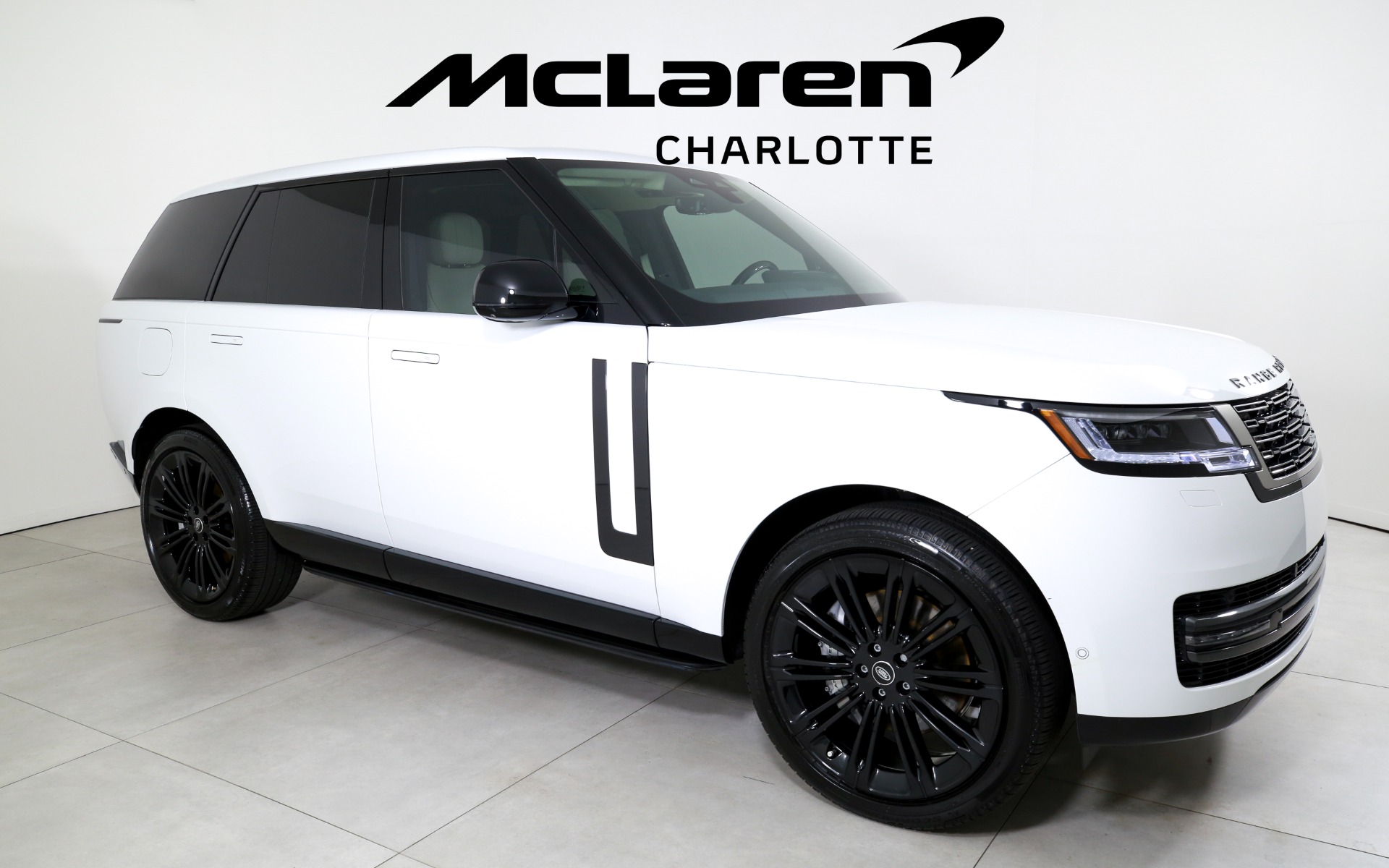 Used 2025 Land Rover Range Rover P400 SE | Charlotte, NC