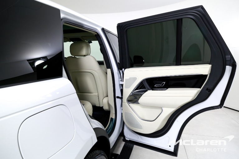 Used-2025-Land-Rover-Range-Rover-P400-SE