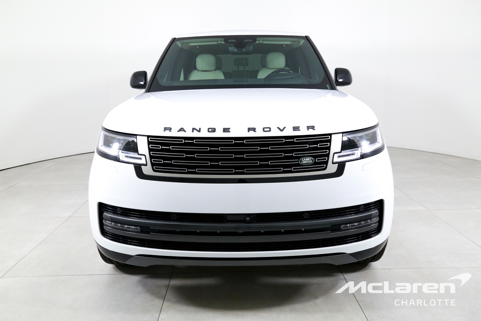Used 2025 Land Rover Range Rover P400 SE | Charlotte, NC