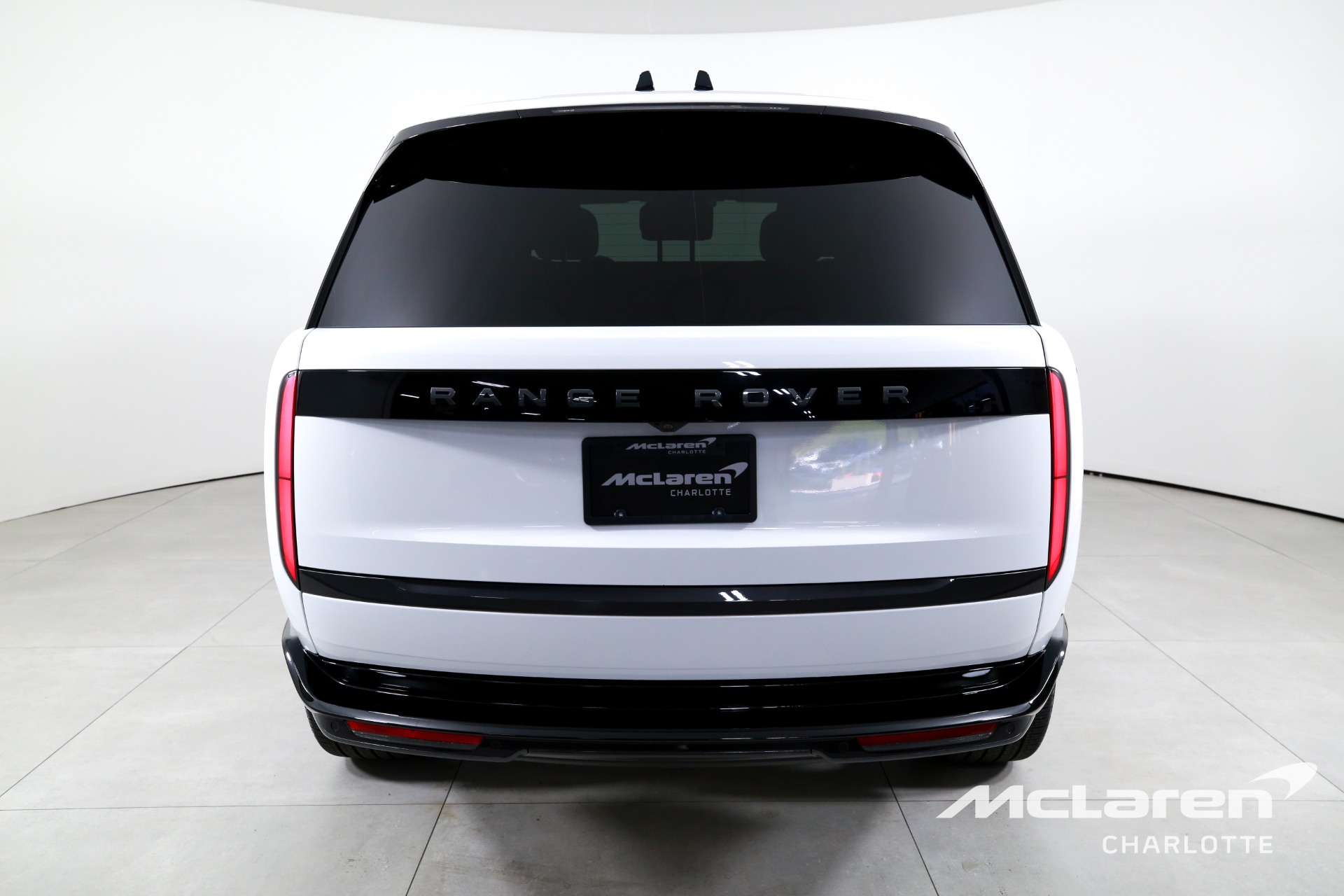 Used 2025 Land Rover Range Rover P400 SE | Charlotte, NC
