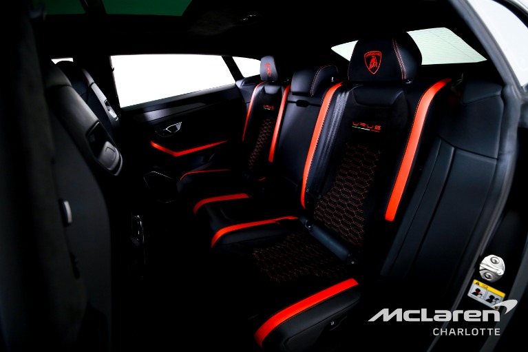 Used-2022-Lamborghini-Urus