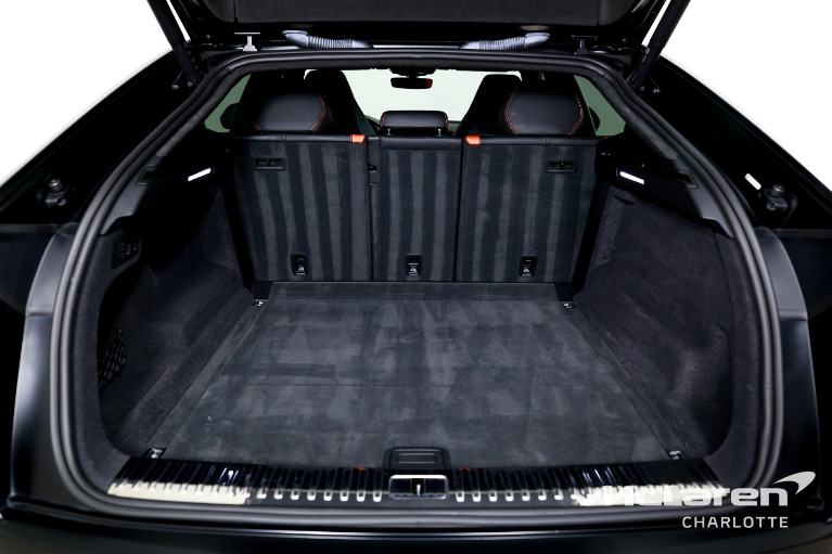 Used-2022-Lamborghini-Urus