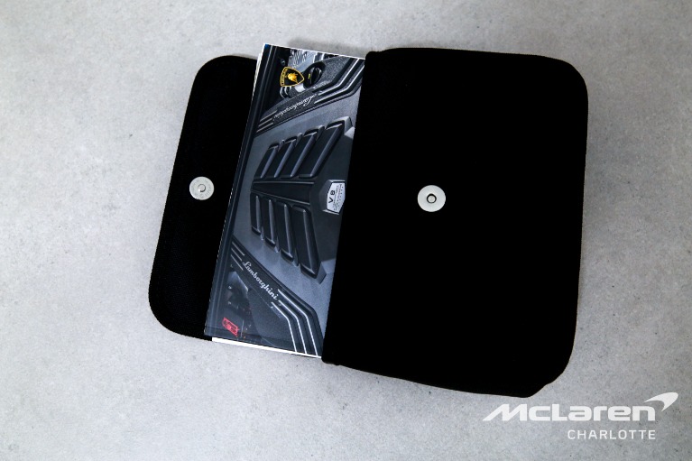 Used-2022-Lamborghini-Urus