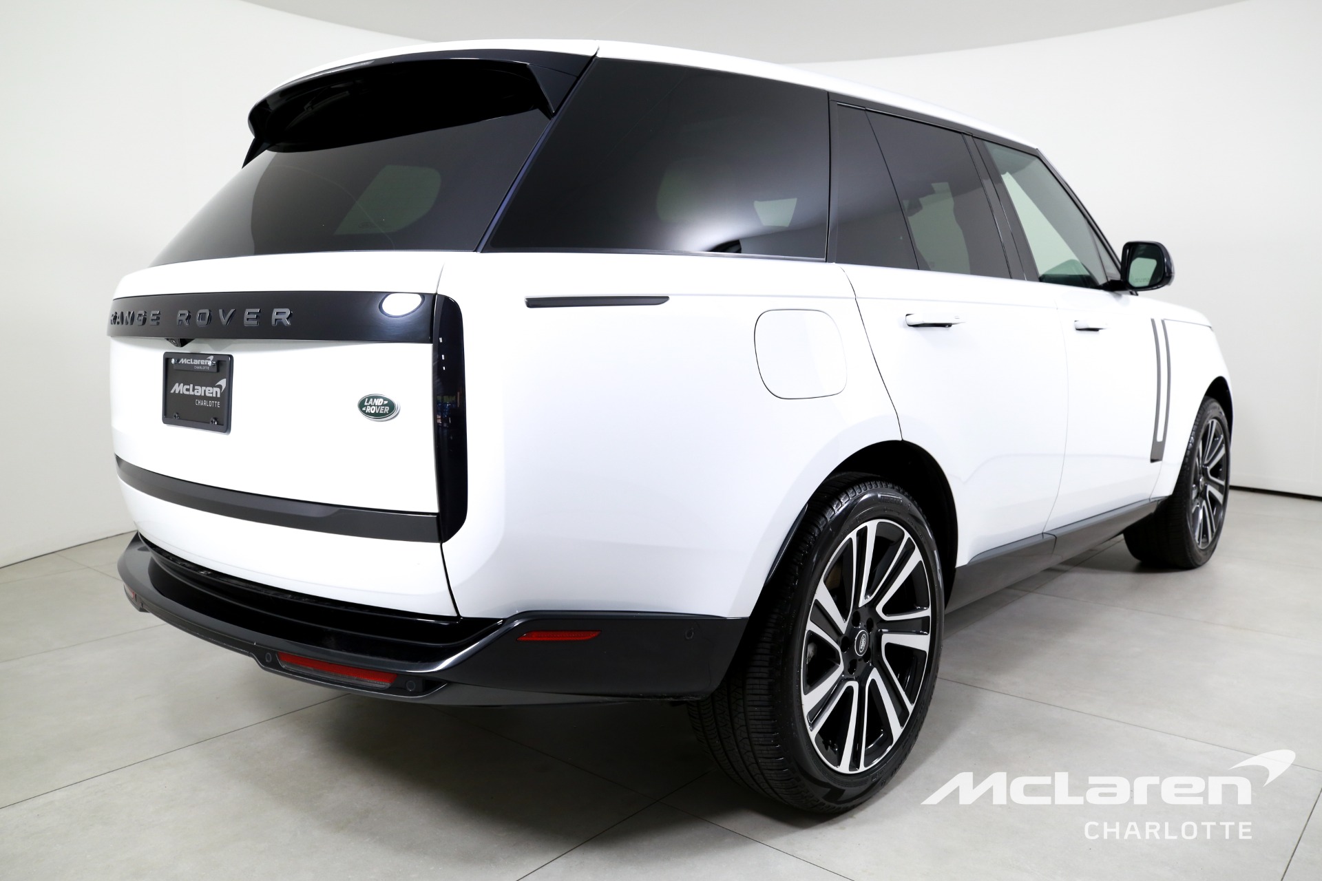 Used 2023 Land Rover Range Rover P530 SE | Charlotte, NC