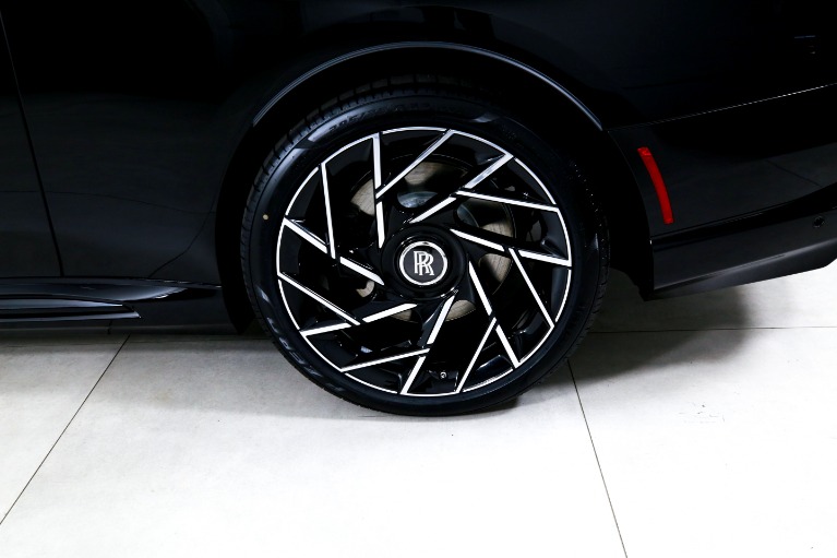 New-2027-Rolls-Royce-Black-Badge-Spectre