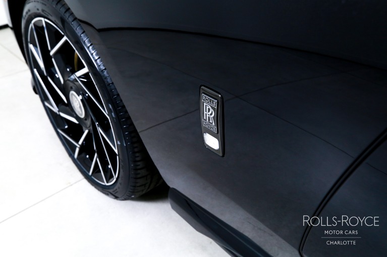 New-2027-Rolls-Royce-Black-Badge-Spectre