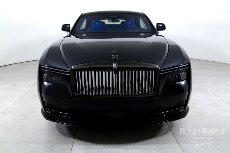 New-2027-Rolls-Royce-Black-Badge-Spectre