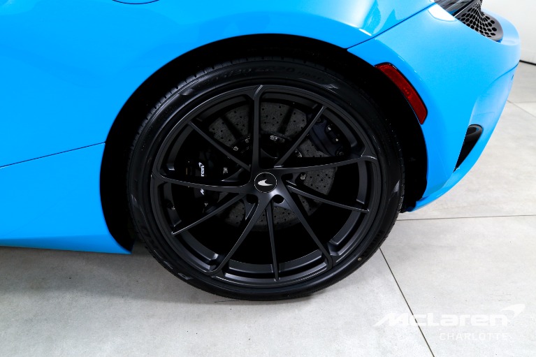 New-2027-McLaren-750S-Spider
