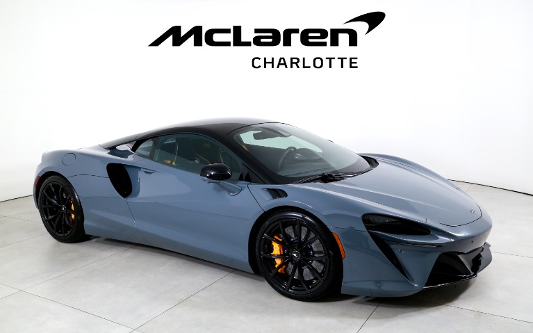 Used-2023-McLaren-Artura