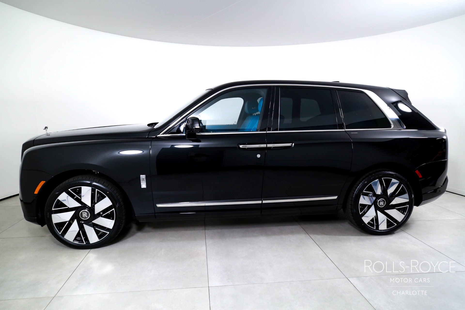 New 2027 Rolls-Royce Cullinan  | Charlotte, NC
