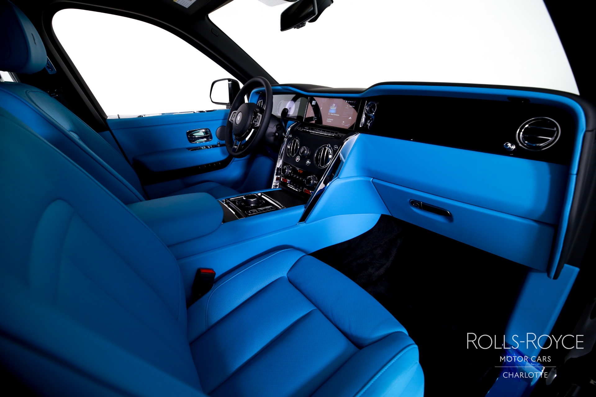 New 2027 Rolls-Royce Cullinan  | Charlotte, NC