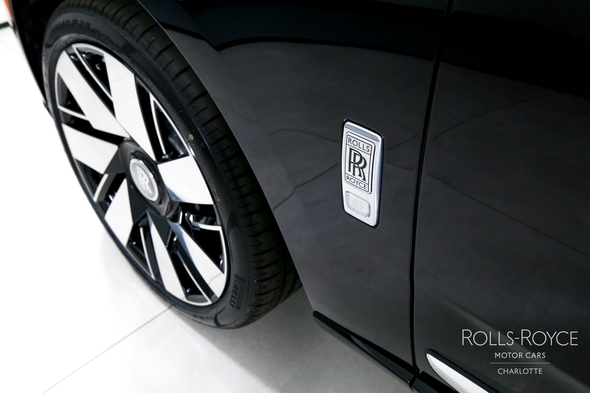 New 2027 Rolls-Royce Cullinan  | Charlotte, NC