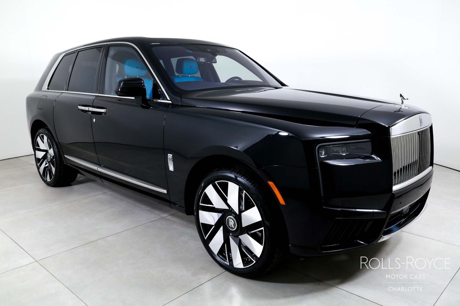New 2027 Rolls-Royce Cullinan  | Charlotte, NC