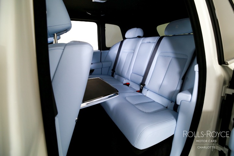 New-2027-Rolls-Royce-Cullinan