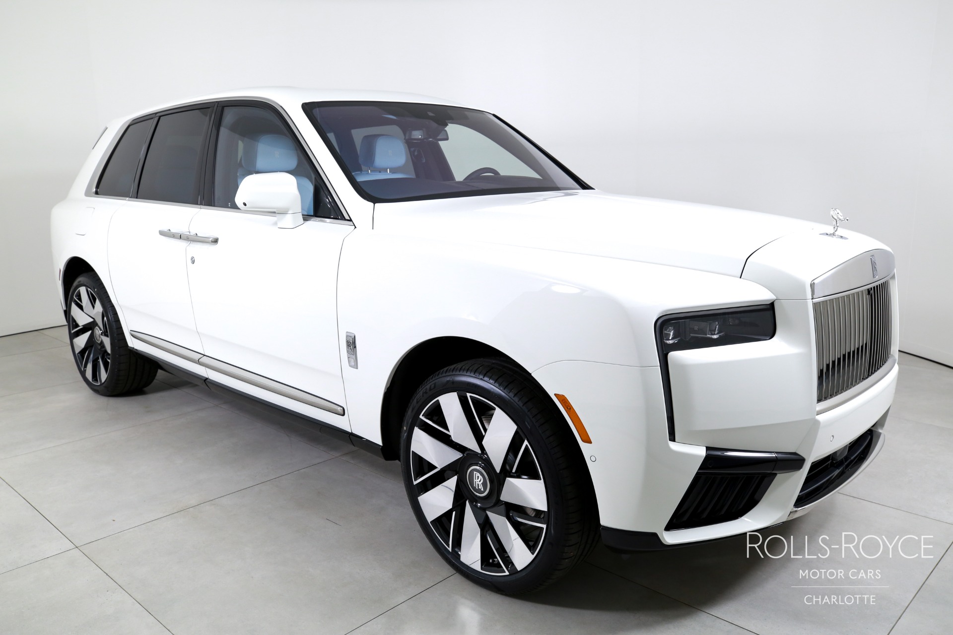 New 2027 Rolls-Royce Cullinan  | Charlotte, NC