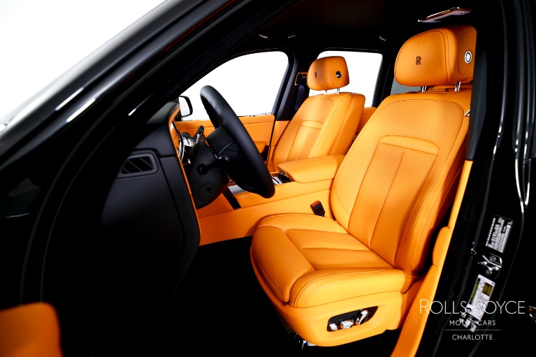 New-2027-Rolls-Royce-Black-Badge-Cullinan