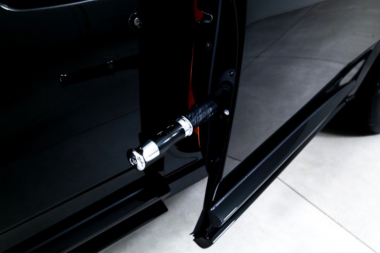 New-2027-Rolls-Royce-Black-Badge-Cullinan