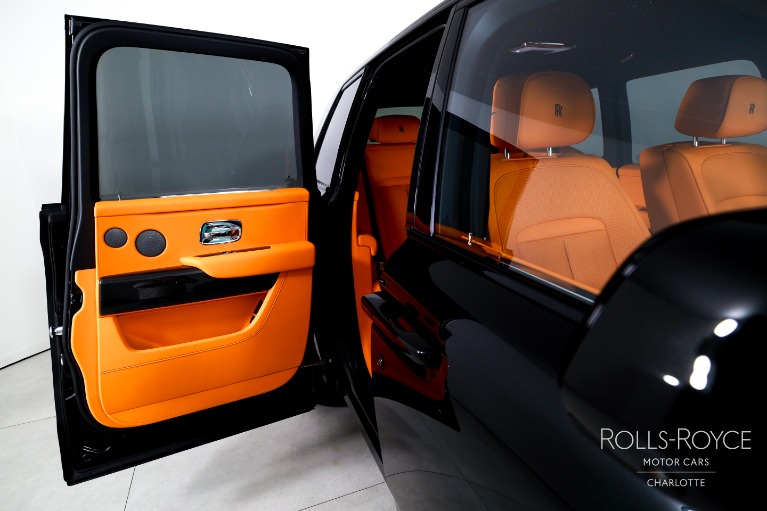 New-2027-Rolls-Royce-Black-Badge-Cullinan
