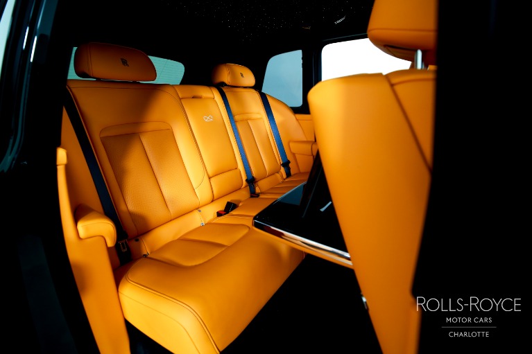 New-2027-Rolls-Royce-Black-Badge-Cullinan