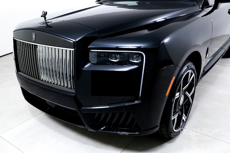 New-2027-Rolls-Royce-Black-Badge-Cullinan