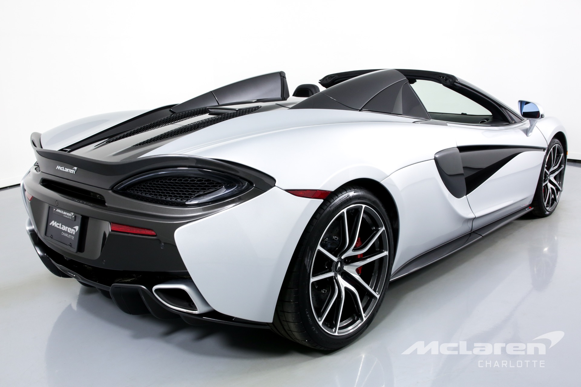 Used 2019 McLaren 570S SPIDER | Charlotte, NC