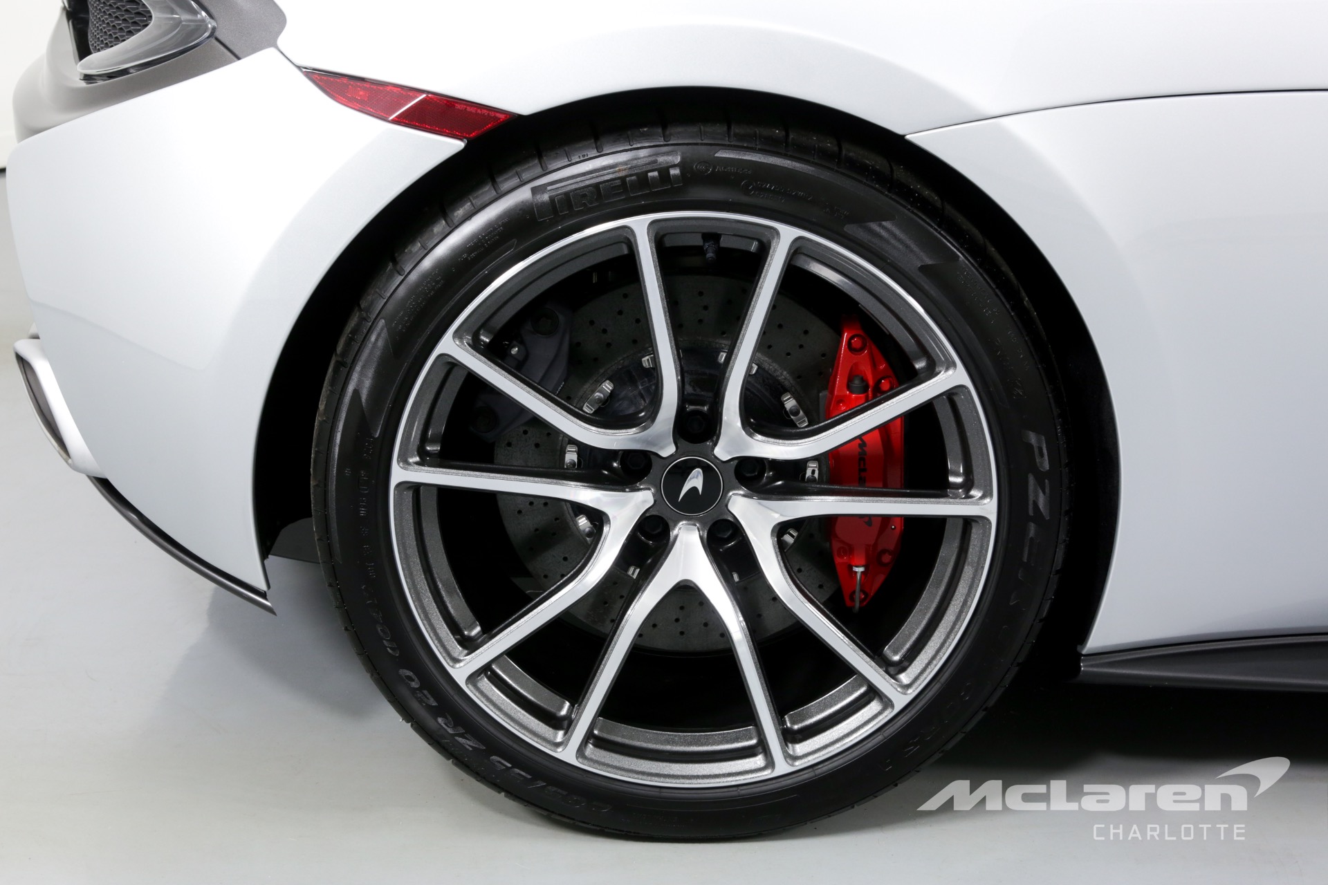 Used 2019 McLaren 570S SPIDER | Charlotte, NC
