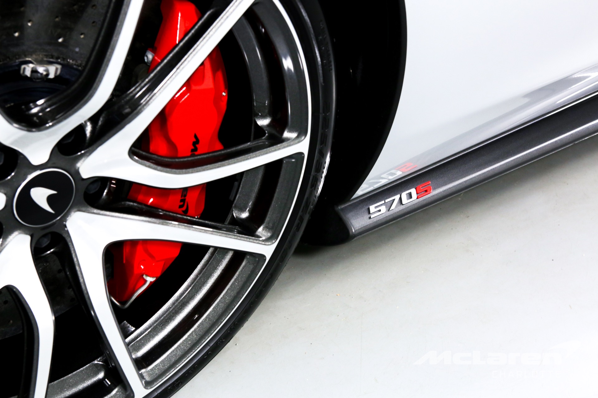 Used 2019 McLaren 570S SPIDER | Charlotte, NC