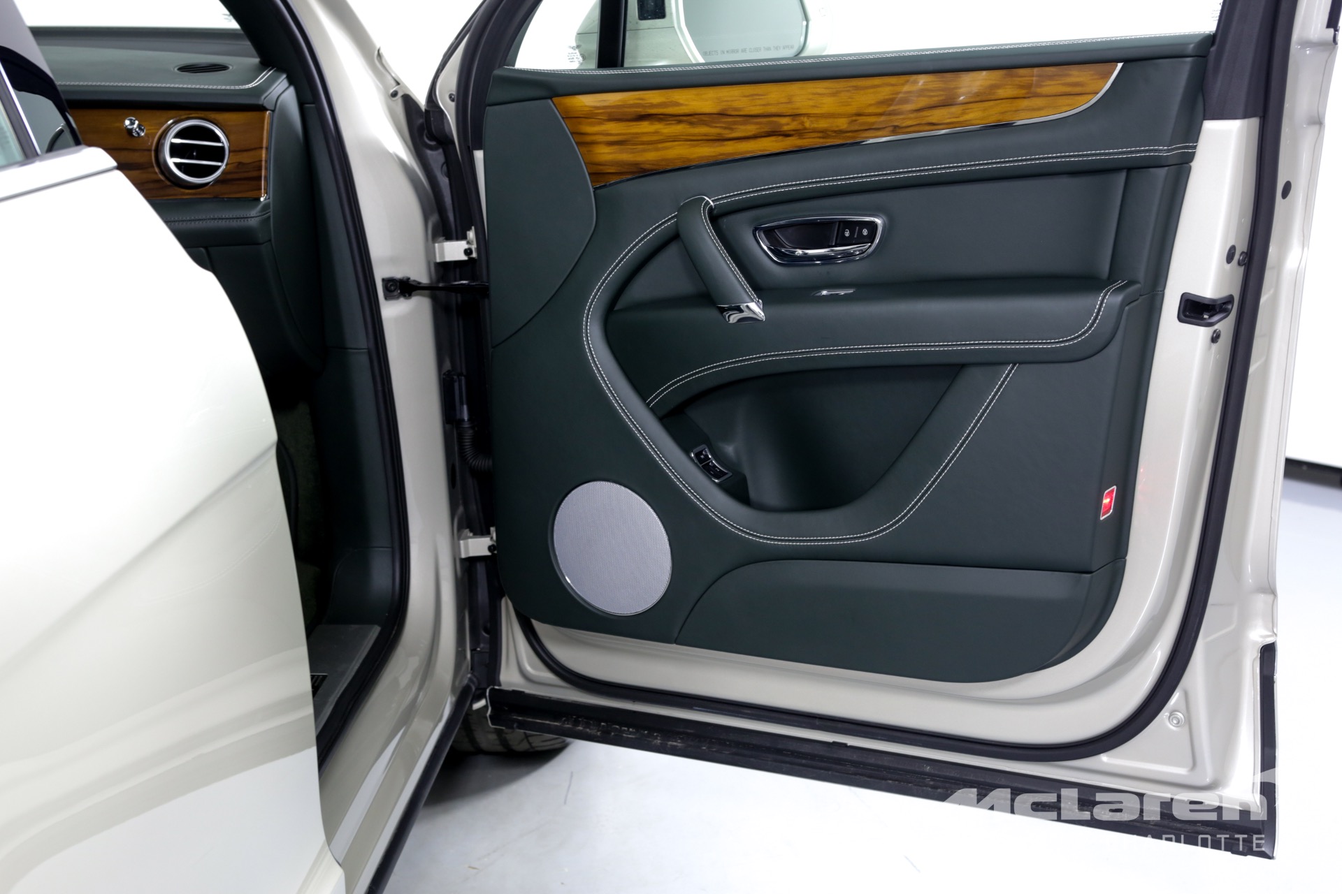 Used 2018 Bentley Bentayga W12 Signature Edition | Charlotte, NC