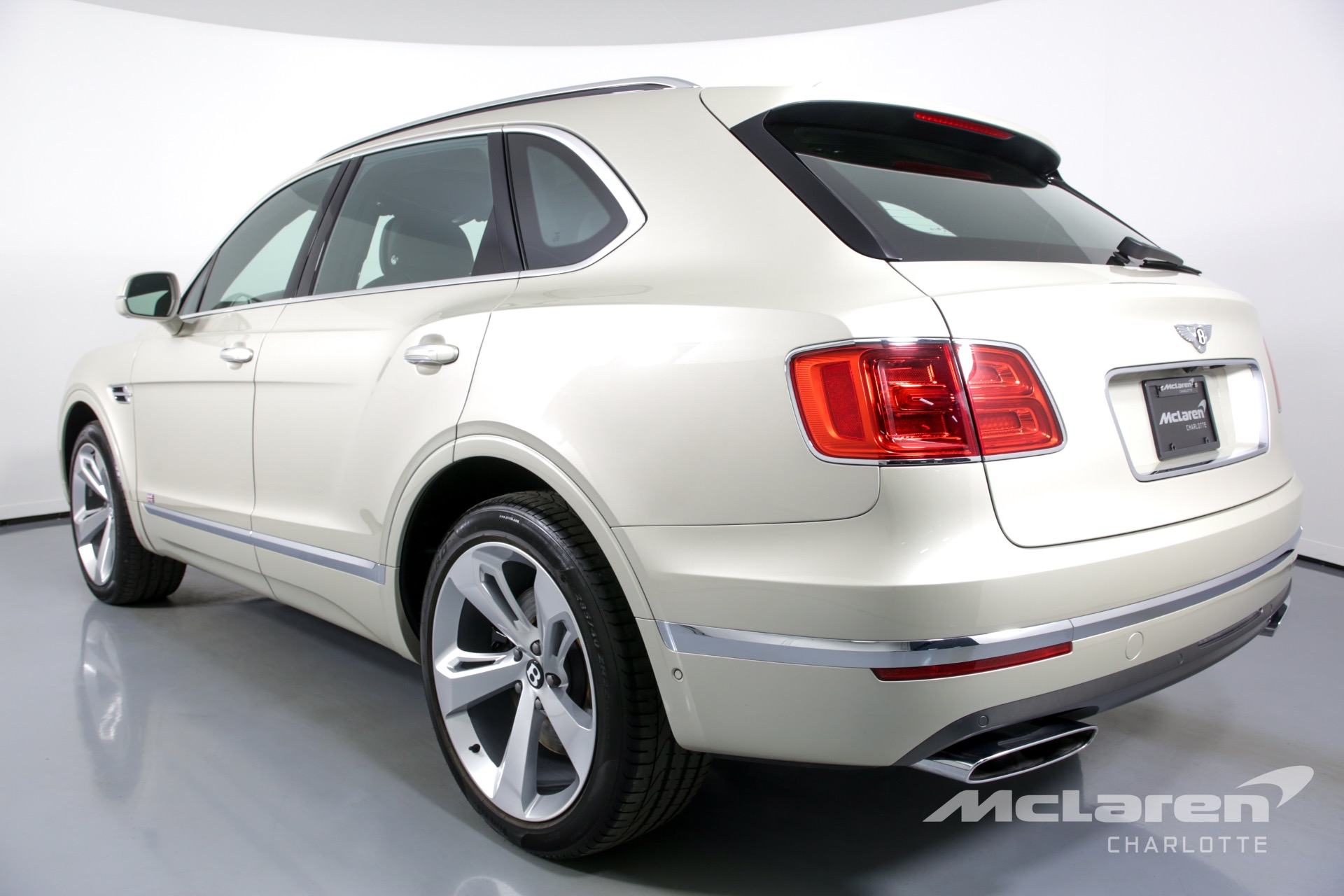 Used 2018 Bentley Bentayga W12 Signature Edition | Charlotte, NC