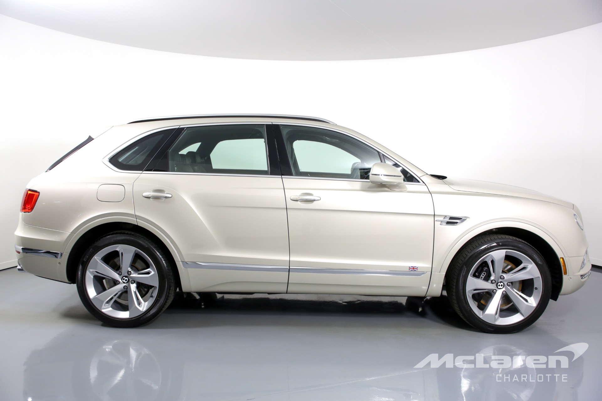 Used 2018 Bentley Bentayga W12 Signature Edition | Charlotte, NC
